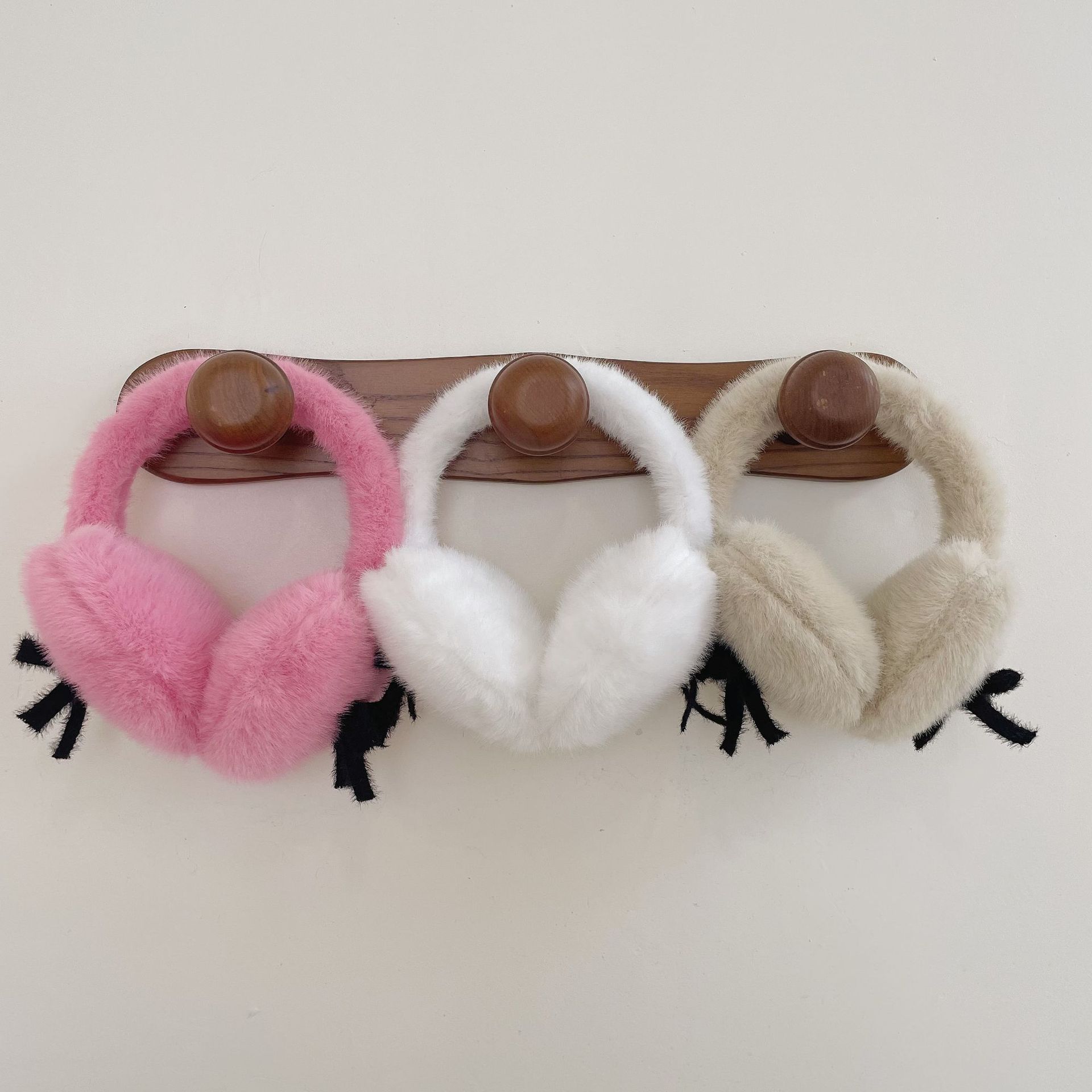 Popularne nauszniki z kokardką – Winter Clothing Earmuffs recenzja i cena
